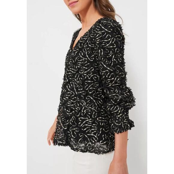 Tuckernuck NWT Nightly Organza Easton Black Gold Blouse Size Large - Picture 4 of 16